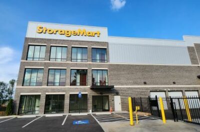 Trout Daniel & Associates Represents StorageMart on Purchase of 95,430 SF Storage Facility